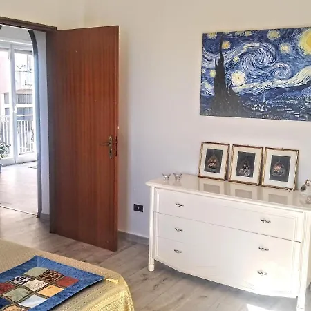Апартаменты Mungi Bay, Flat With Sea View Roof Terrace