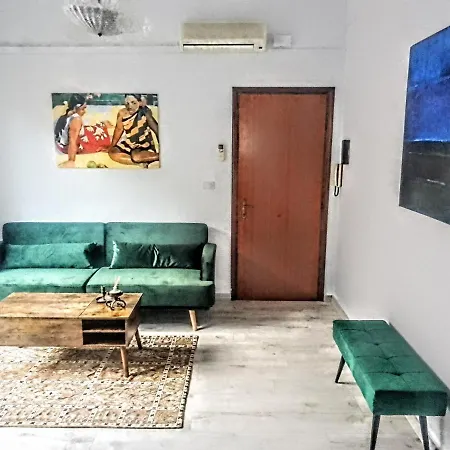 Апартаменты Mungi Bay, Flat With Sea View Roof Terrace Джардини-Наксос