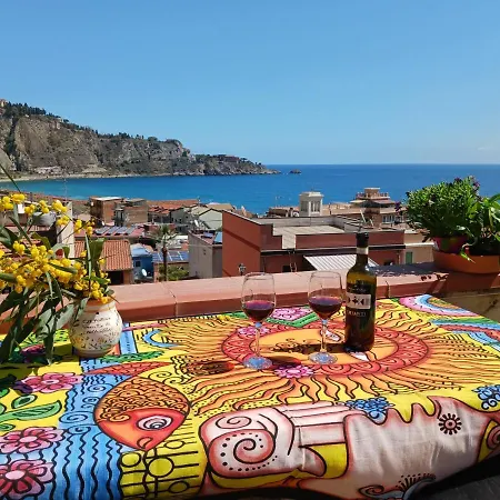 Mungi Bay, Flat With Sea View Roof Terrace *